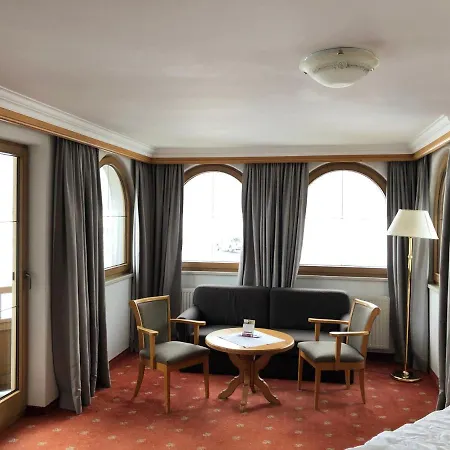 Strasserwirt Отель 4*