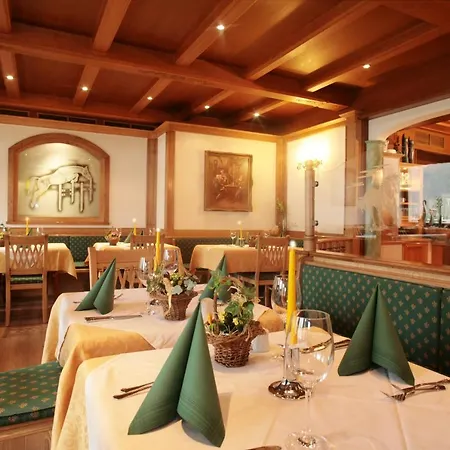 Отель Strasserwirt