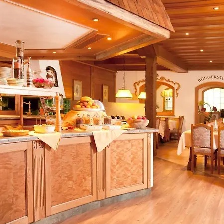 Отель Strasserwirt