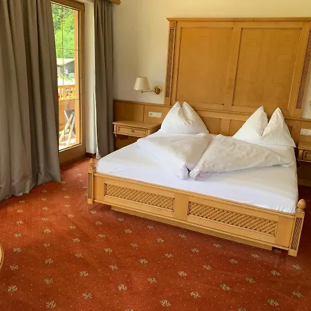 Strasserwirt Санкт-Ульрих-ам-Пиллерзее