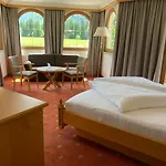 Strasserwirt Hotel