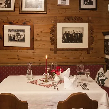 Strasserwirt Otel Sankt Ulrich am Pillersee